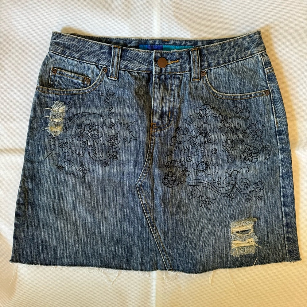 dELiA's denim skirt sz. 3